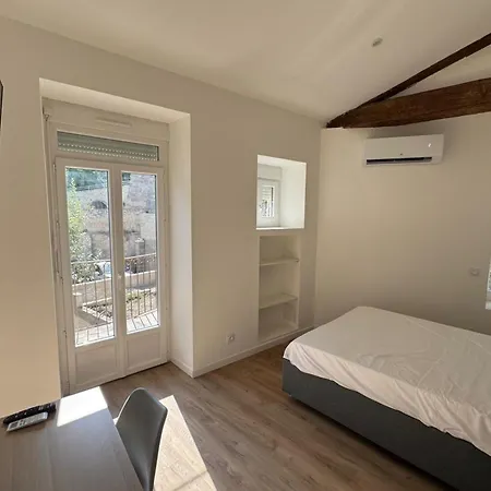 Appartement 7-rooms With Terrace In *